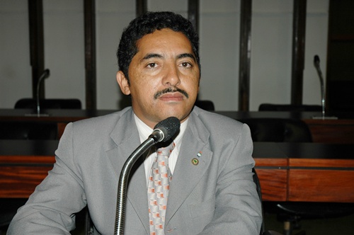 Deputado Roberto Carlos apresenta Projeto de Lei que visa proibir o aumento da tarifa do Ferry Boat nos fins de semana e feriados